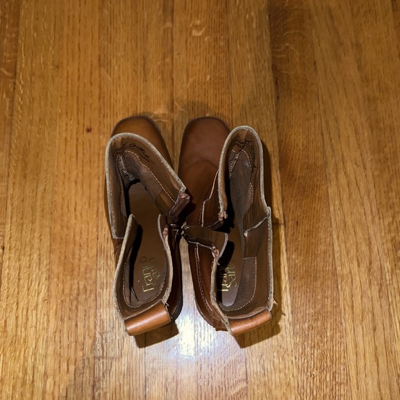 Tan Franco Sarto booties - Picture 3 of 5